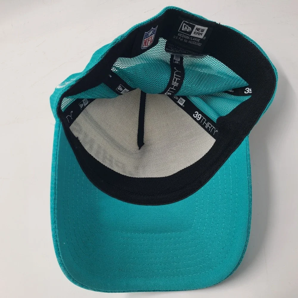Miami Dolphins Hat Fitted M-L Mesh New Era 39Thirty‎ Aqua White NFL Football Men